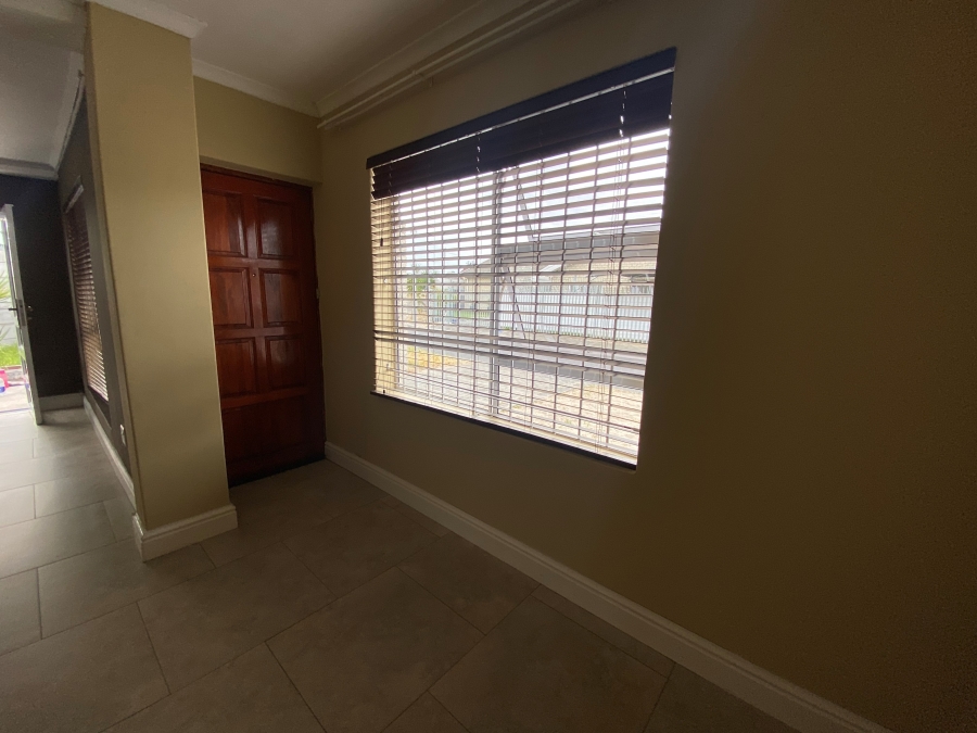 To Let 3 Bedroom Property for Rent in Brandwood Western Cape